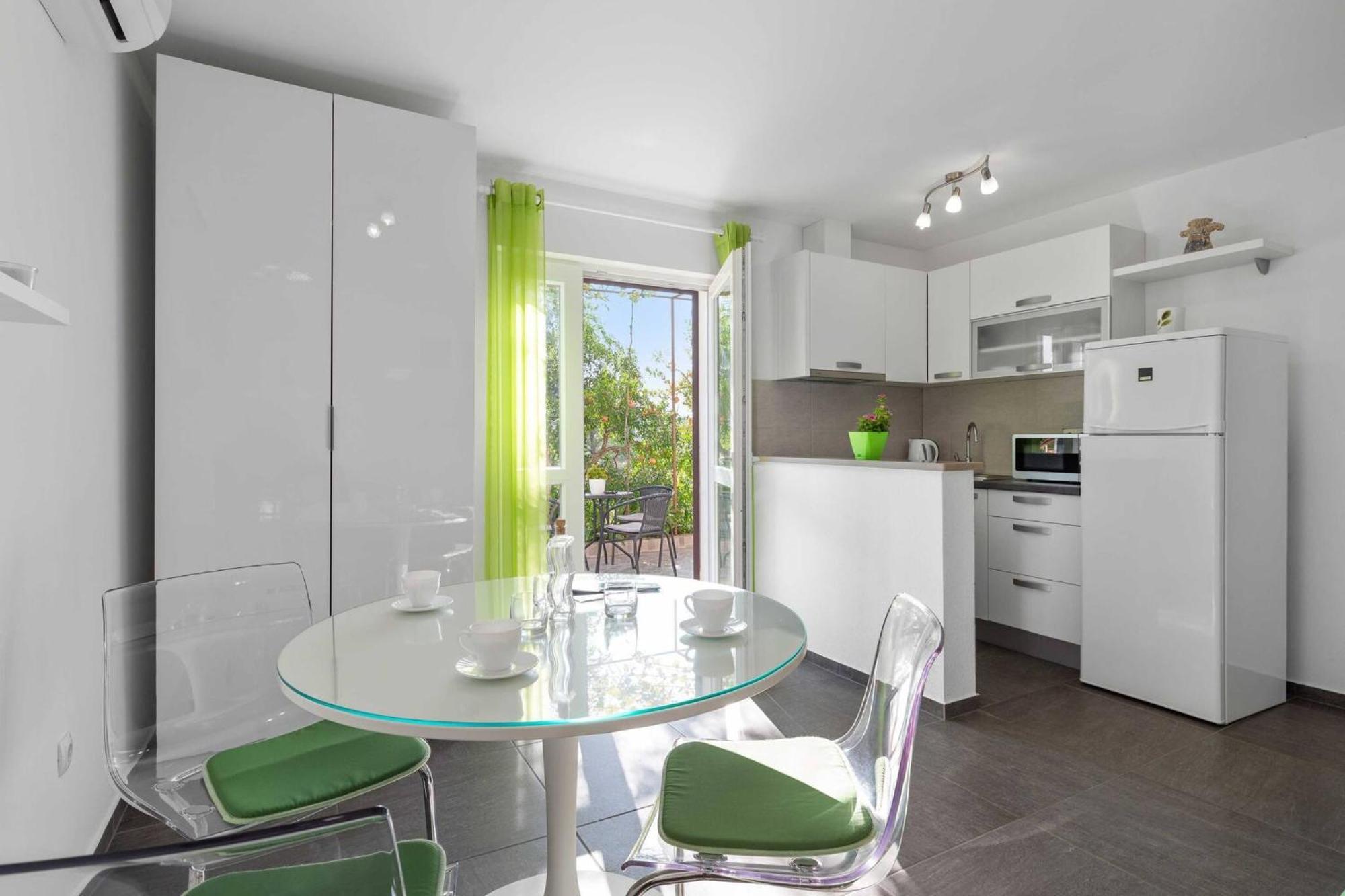 Studio Apartment Sekula シベニク エクステリア 写真